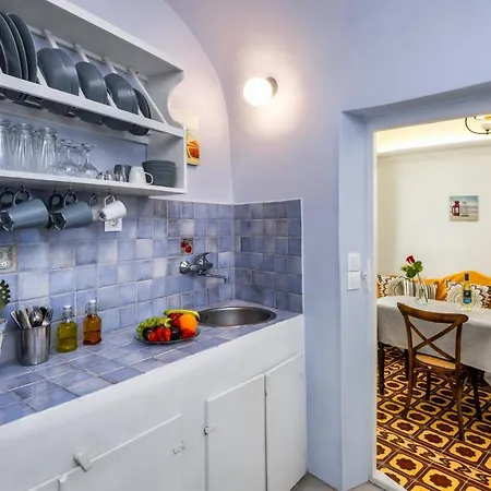 450 Years Castle House For 2-5 People/jacuzzi Villa
